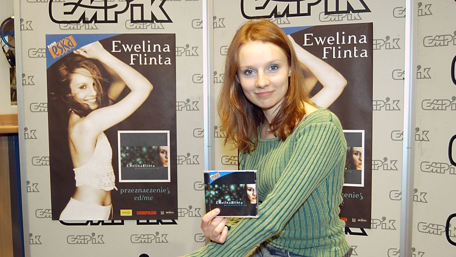 Ewelina Flinta, maj 2003