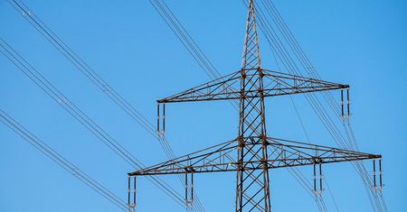 Mężczyzna wszedł do transformatora. Zginął na miejscu
