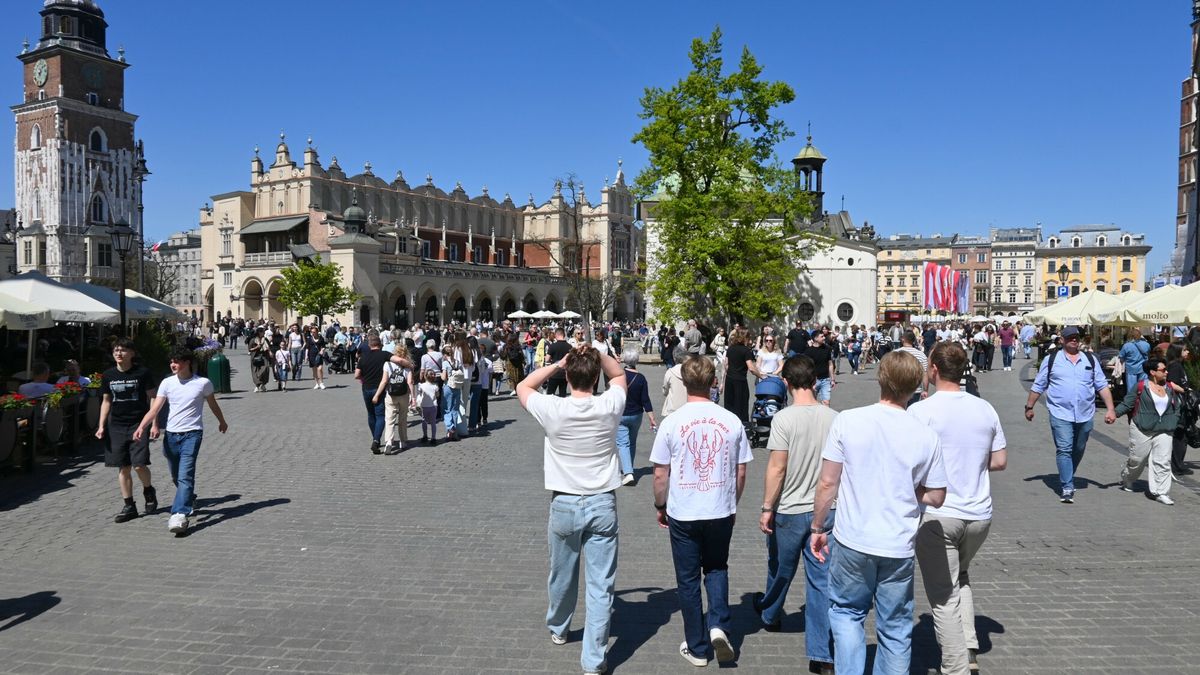 "Turyści, do domu"? W polskich miastach rośnie frustracja