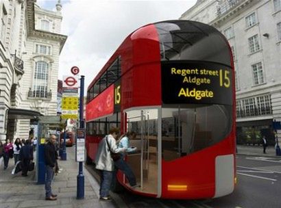 Futurystyczne krążowniki na londyńskich ulicach