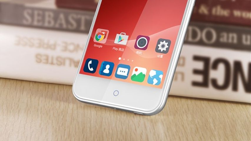 Czy da się być jeszcze bardziej średnim? ZTE udowadnia, że tak! 1