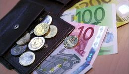 75-letni Włoch poszedł do urzędu spytać o emeryturę. Decyzja wbija w fotel