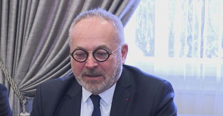 Afera we Francji. Senator chciał zgwałcić posłankę?