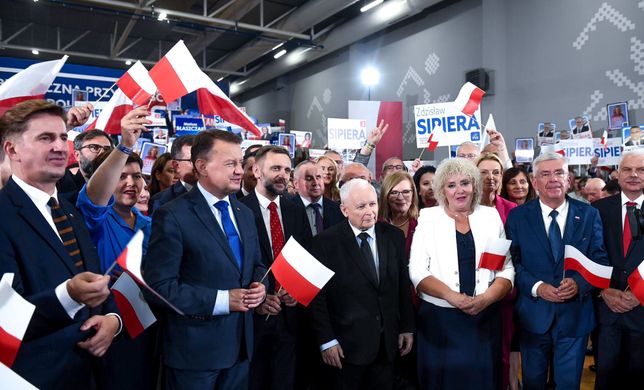 Kulisy konwencji PiS w Pruszkowie. "Awanturujących się nie wpuszczam"