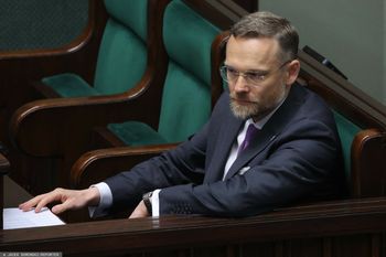 Media o nowym kandydacie na premiera PiS. Rzecznik partii zaprzecza