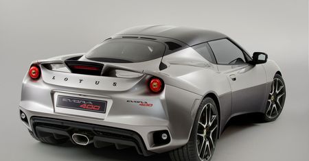 Lotus wciąż w natarciu - Evora 400 Roadster w przygotowaniu