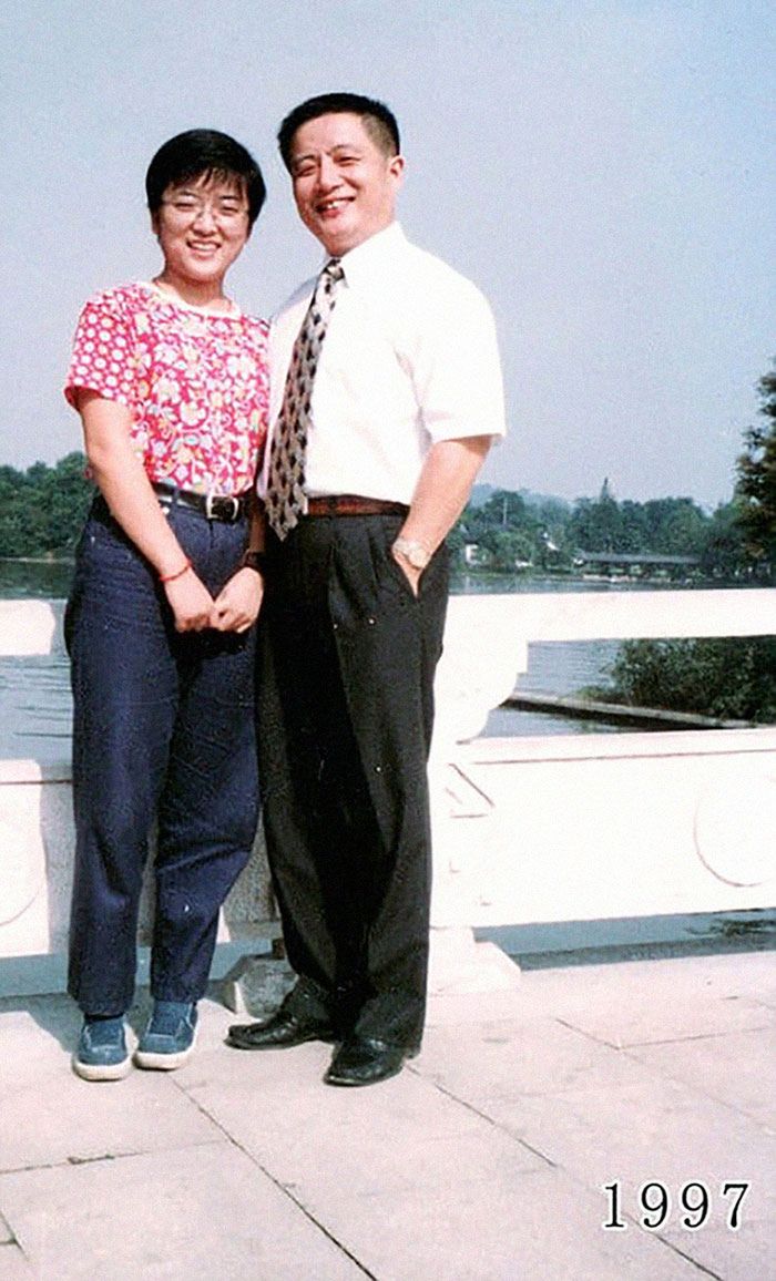 Ojciec i córka robią zdjęcia co roku w tym samym miejscu od 40 lat 19