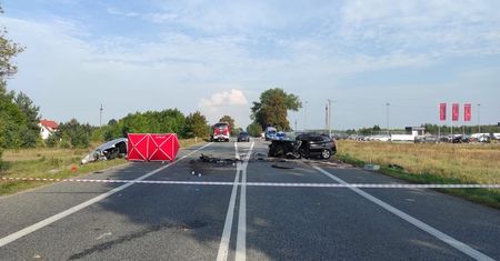 Śmiertelny wypadek na DK2. Nie żyje 34-letnia matka