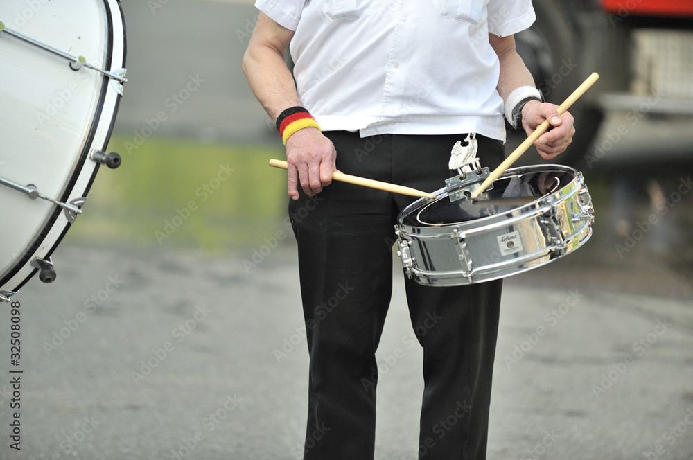 Orkiestra Ochotniczej Straży Pożarnej w Białobrzegach zagra w amfiteatrze nad Pilicą. Muzycy zagrają światowe hity, będzie piękny koncert