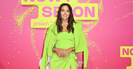 Paulina Krupińska błyszczy na ramówce TVN. Odziana w neon zagrała zgrabną nogą [ZDJĘCIE]