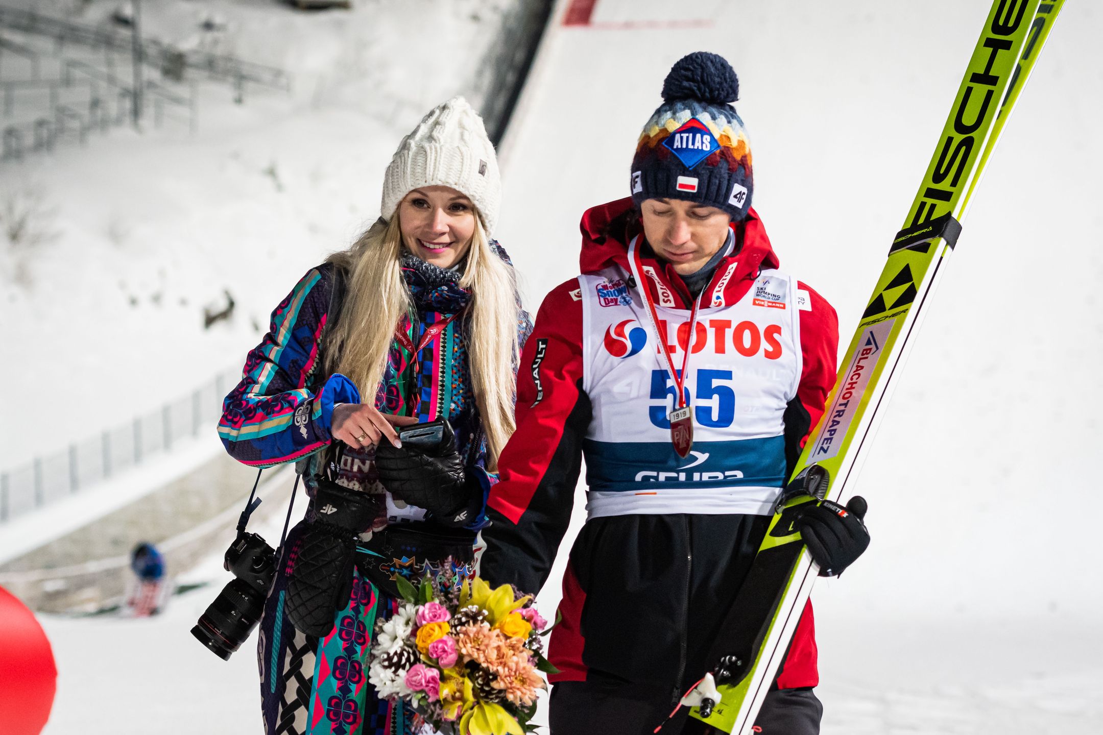 Skoki narciarskie. Mistrzostwa Polski. 23.12.2021ZAKOPANE 23.12.2021SKOKI NARCIARSKIE MISTRZOSTWA POLSKI KONKURS SWIATECZNYSKI JUMPING POLISH CHAMPIONSHIPS CHRISTMAS COMPETITIONNZ EWA BILAN STOCH KAMIL STOCHFOT. KACPER KIRKLEWSKI / 400mm.pl / NEWSPIX.PL---Newspix.pl *** Local Caption *** www.newspix.pl mail us: info@newspix.plcall us: 0048 022 23 22 222---Polish Picture Agency by Ringier Axel Springer PolandKacper Kirklewski