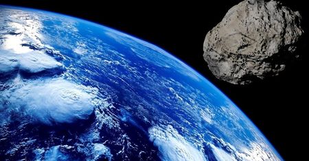 Asteroida przeleci koło Ziemi już w piątek 24 lipca. NASA tłumaczy