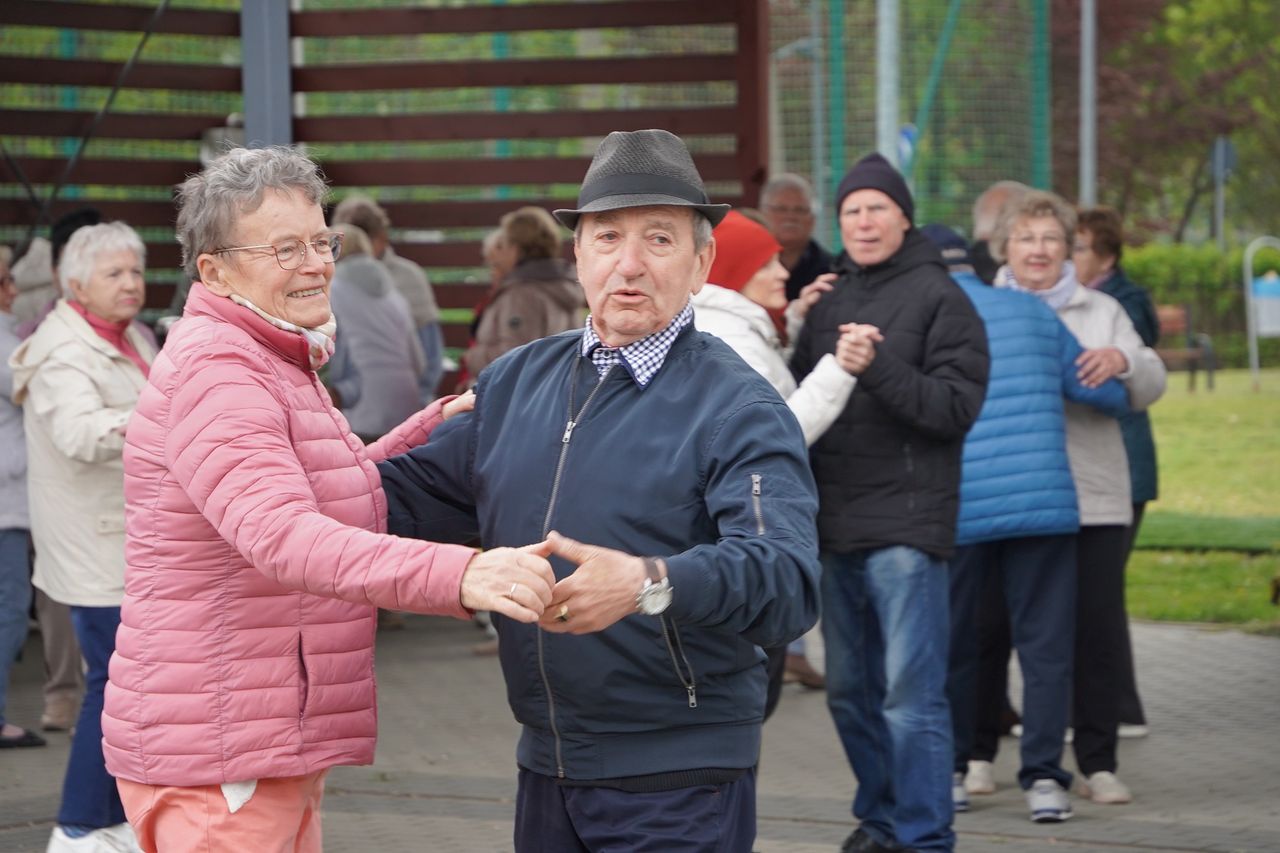 Taneczne środy dla Seniorów i seniorek, Piła, seniorzy
