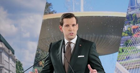 Kandydat PiS-u jest "farbowanym lisem"? "Ma bardzo trudne zadanie"