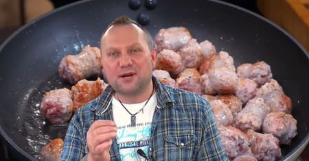Strzelczyk robi obłędną białą kiełbasę. Rodzina nie będzie chciała jeść nic innego w Wielkanoc
