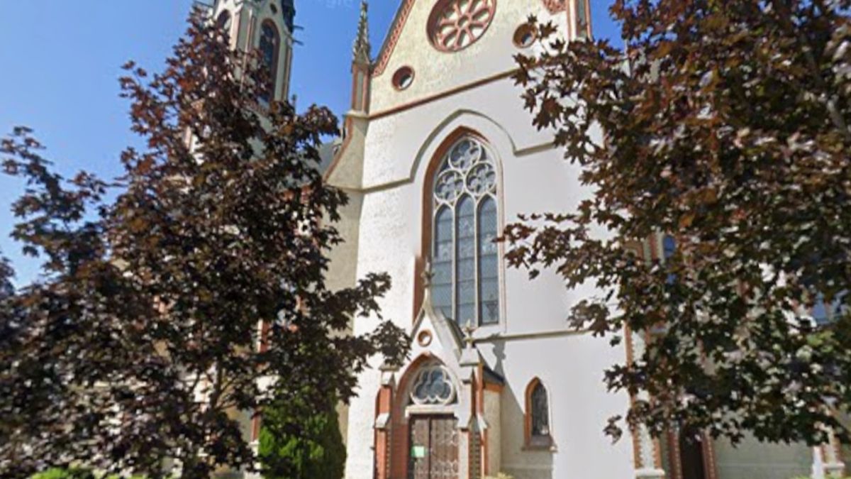 Ks. Edward Dzik przestał pełnić funkcję proboszcza parafii św. Antoniego w Pieszycach