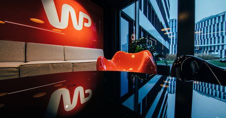 Wirtualna Polska pokazała wyniki. Przychody napędza turystyka