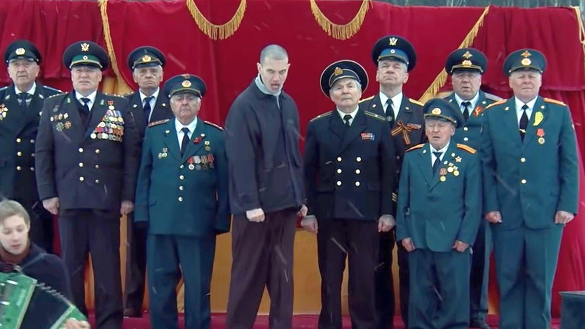 Rosyjski zespół Shortparis stworzył teledysk w ramach protestu przeciwko wojnie w Ukrainie. Wziął w nim udział Chór Weteranów II Wojny Światowej i Służby Wojskowej im. Kozłowa 