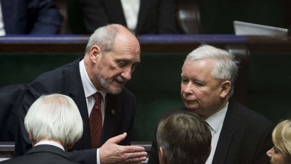 Sejm. PiS przegrał dwa głosowania