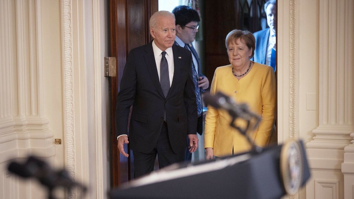 arch46WASHINGTON, DC - JULY 15: German Chancellor Angela Merkel (R) and U.S. President Joe Biden take the stage for a joint news conference in the East Room of the White House on July 15, 2021 in Washington, DC. During what is likely her last official visit to Washington, Merkel and Biden discussed their shared priorities on climate change and defense; and Biden voiced his concerns about the Nord Stream 2 Russian natural gas pipeline.   Chip Somodevilla/Getty Images/AFP == FOR NEWSPAPERS, INTERNET, TELCOS & TELEVISION USE ONLY ==CHIP SOMODEVILLA