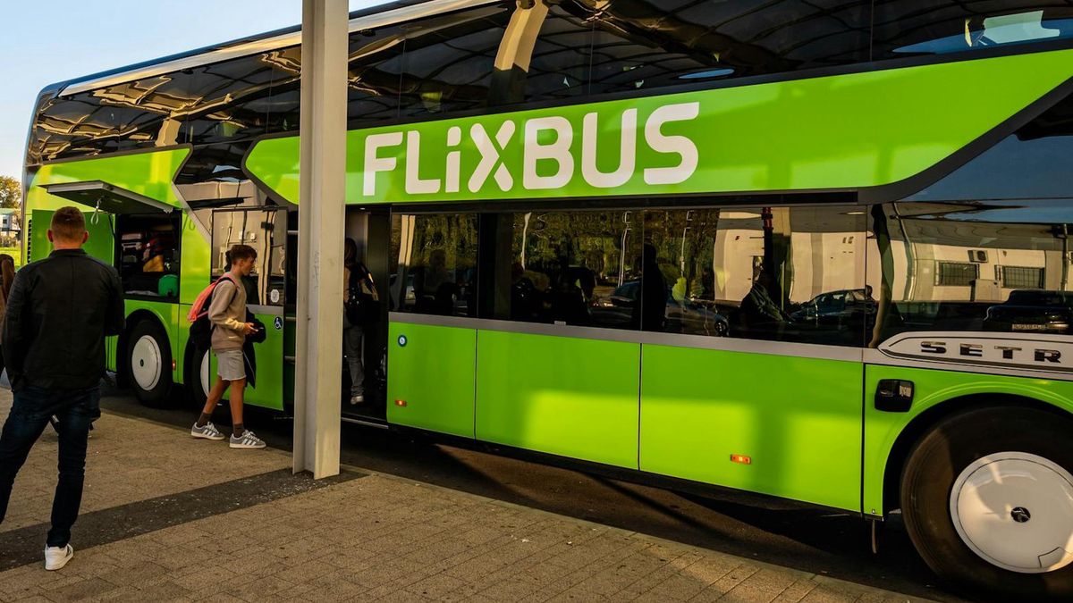 Dwie 88-letnie kobiety nie zostały wpuszczone do autokaru  