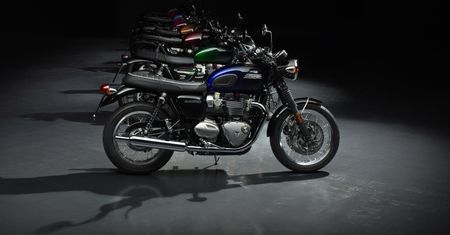 Linia Bonneville Triumpha przez rok będzie dostępna w wersji specjalnej Stealth Edition