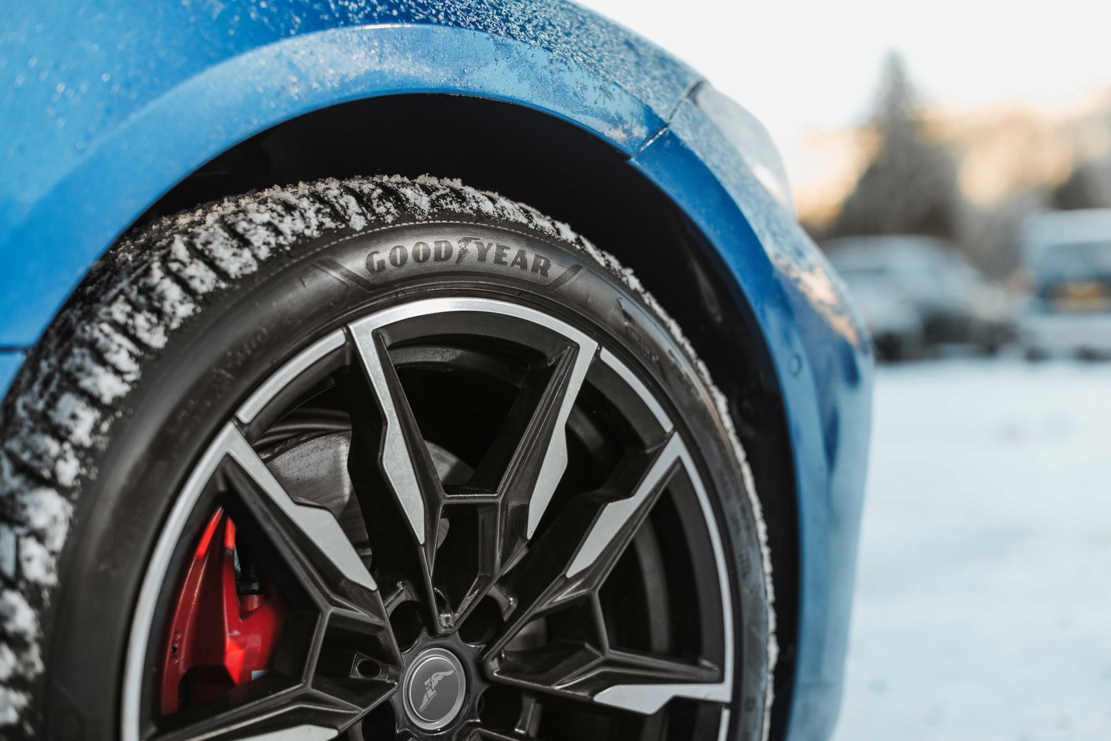 Goodyear UltraGrip Performance 3 