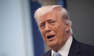 Sondaż poparcia dla Trumpa. Najniższy wynik tej kadencji