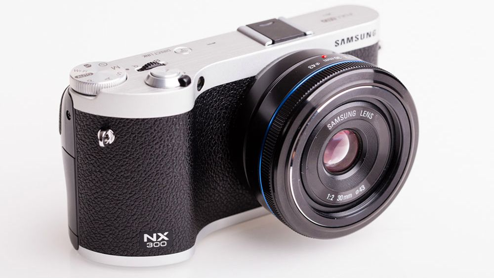 Samsung NX300 – solidny bezlusterkowiec o wielkich możliwościach [test] 1