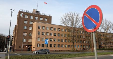 Szef MSWiA: jeśli będzie trzeba stanowiska w SGSP stracą kolejne osoby