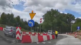 Gorzów: Jazda pod prąd na rondzie Barlineckim. Tak kierowcy ignorują znaki