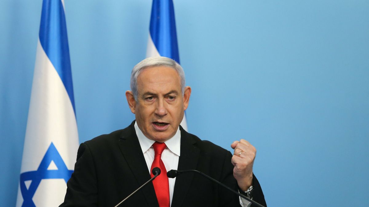 arch38
(200315) -- JERUSALEM, March 15, 2020 (Xinhua) -- Israeli Prime Minister Benjamin Netanyahu gives a speech regarding the new measures that will be taken to fight the coronavirus in Jerusalem on March 14, 2020. Benjamin Netanyahu announced on Saturday the closure of all shopping centers, restaurants, cafes, theaters and cinemas as part of the efforts to stop the spread of the novel coronavirus.  So far, 193 coronavirus cases have been reported in Israel, of whom four have recovered. (Alex Kolomoisky/JINI /Handout via Xinhua)