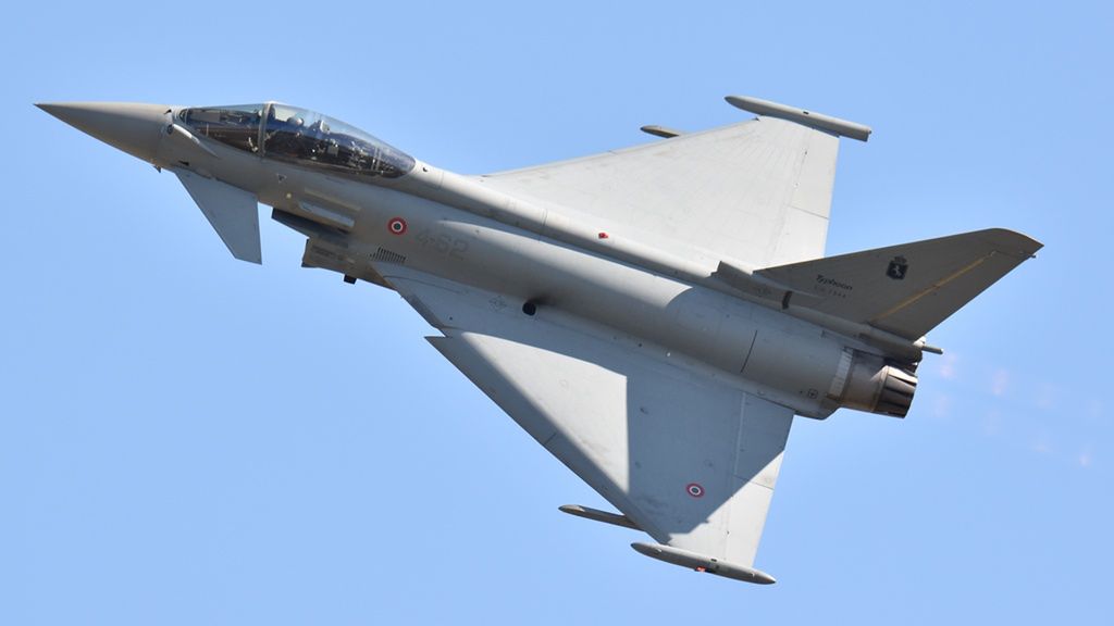 Myśliwiec Eurofighter włoskich sił powietrznych