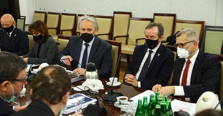 Senat szuka sposobu na aferę. I znalazł