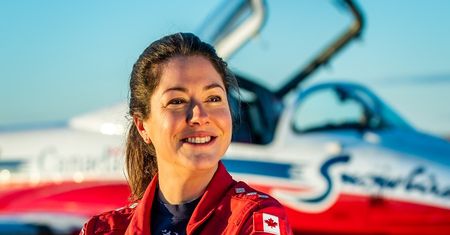 Kanada. Katastrofa odrzutowca Canadair Tutor CT-114. Zginęła kapitan Jennifer Casey