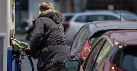 Szok paliwowy na Węgrzech. Ceny na stacjach jednymi z najwyższych w regionie