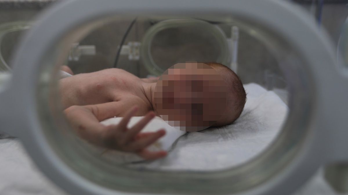 Ubezpieczyciel odmówił zapłacenia za leczenie noworodka. Powód jest absurdalny (zdjęcie ilustracyjne)