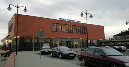 Chciał wsiąść do pociągu. Wtedy rozegrał się dramat