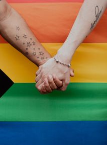 Irak uderza w pary jednopłciowe. Rząd zamierza dotkliwie karać za miłość