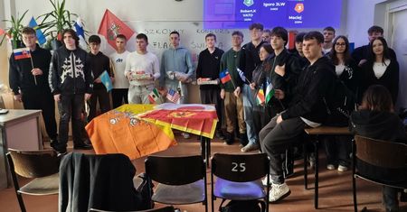 Ostróda: Igor, Robert i Maciej zwycięzcami konkursu z wiedzy o flagach świata