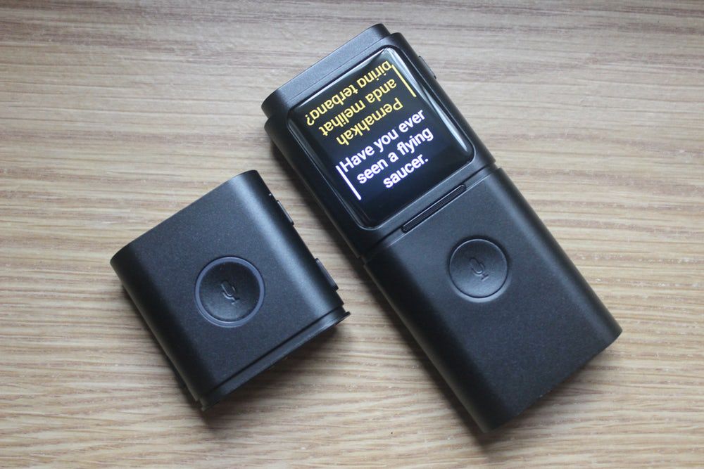 Kieszonkowy translator Smark. Rozmawiaj w nieznanym języku w czasie rzeczywistym 2
