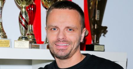 Marcin Hakiel i jego ukochana Dominika pozują z córkami. Fajna z nich rodzinka? (FOTO)