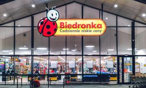 Pracował w popularnym dyskoncie. Mówi, co działo się przed świętami