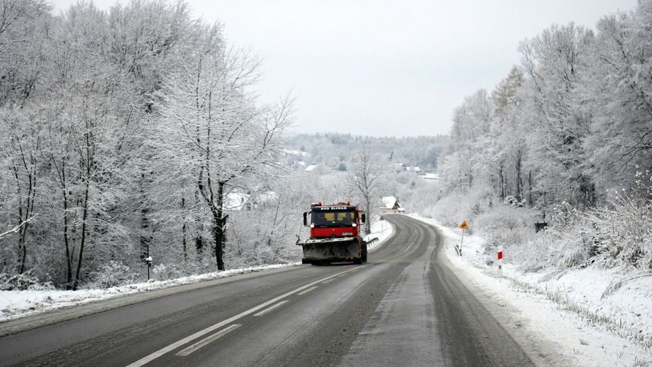 Wrocław. Pogoda. 30 listopada 2020 - pierwszy śnieg. Uwaga na warunki