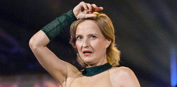 Izabela Kuna rzuciła PRZEKLEŃSTWEM na planie "TzG" i się zaczęło. Jak zareagowała na skargę do KRRiT?