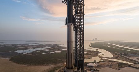 Lot Starship odwołany. Najpotężniejsza rakieta w historii nie poleciała w kosmos