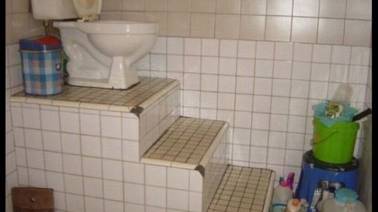 50 toalet z koszmarnego snu architekta 1