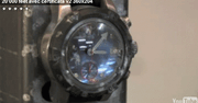 Swiss Army Watch - bardzo wytrzymały zegarek (wideo)