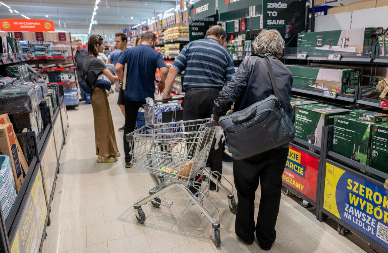 Lidl i Biedronka w Wielką Sobotę. Do której otwarte sklepy?