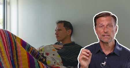 Czytelny objaw pasożytów. Dr Berg zdradza, co "odbierają organizmowi"
